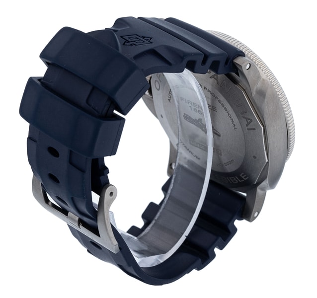 Panerai Submersible PAM01305